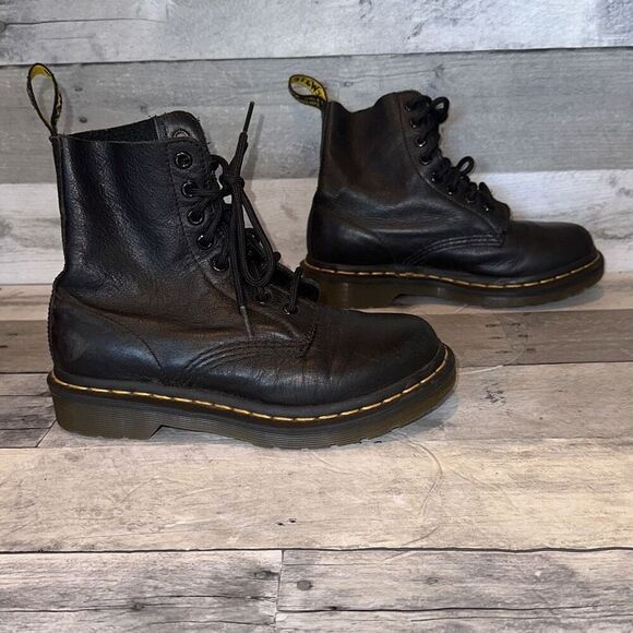Dr. Martens Black Boots Sz US L 5 - Picture 3 of 8